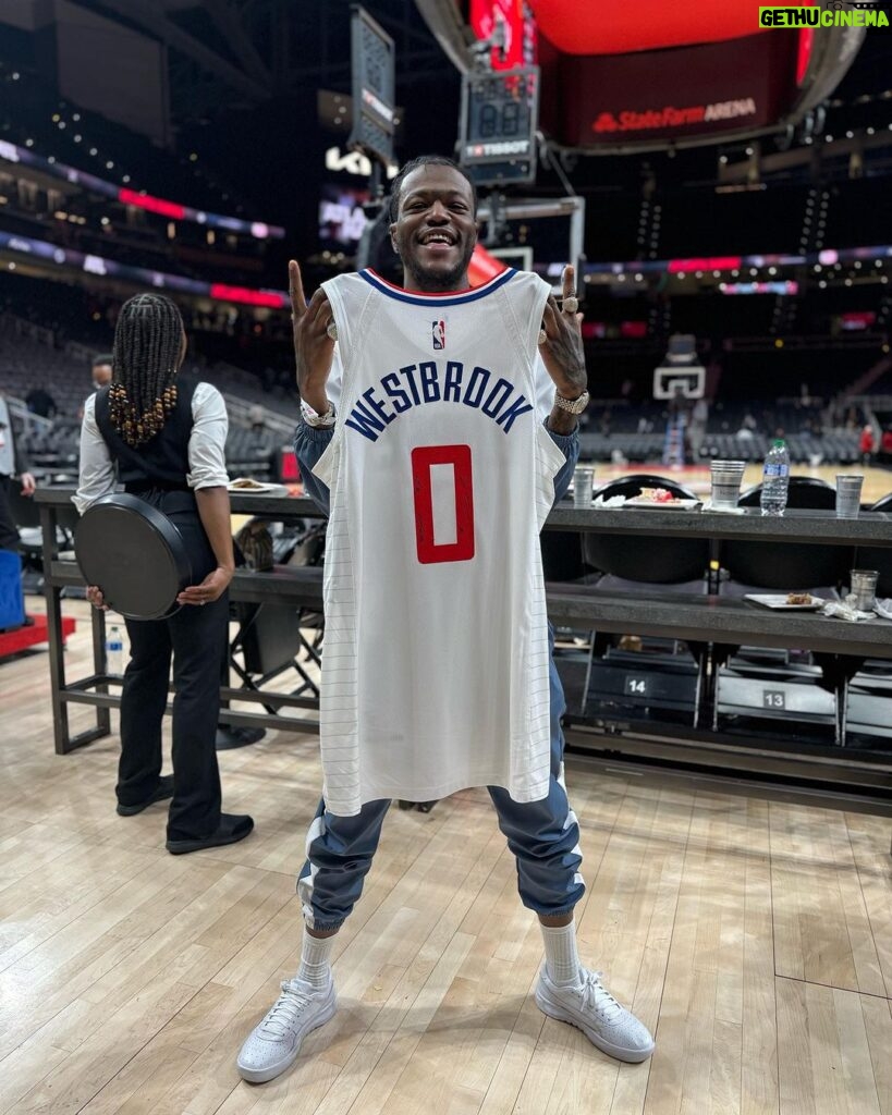 D.C. Young Fly Instagram - My dawg @russwest44 gave me his jersey tonite!!!! Outta alll the jerseys this def my favorite one Brodie 💪🏾💪🏾 hangin dis up fashooo
