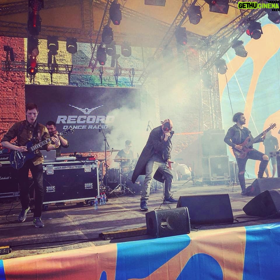 Ник Черников Instagram - Взорвали Видфест с #RAVANNA раскачали толпу! Всем спасибо, увидимся на #vkfest Saint Petersburg