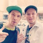 Ник Черников Instagram - Мир тесен, а Питер ещё теснее: встретил своего доброго знакомого, крутейшего @cache_slot из группы СЛОТ, с которым у нас записан совместный трек и снят клип на песню #сопротивление с альбома @ravannacore Люблю Питер за такие встречи) Клуб Космонавт