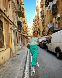 Déborah François Instagram - De vuelta #barcelona 🔙✨ Barcelona, Catalunya, España