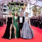 Déborah François Instagram – Mouton Noir sur le tapis rouge du @festivaldecannes 💕 

Un moment fort que j’ai adoré partager avec mes fantastiques actrices et acteur @vanillelehmann @ludmillamakowski @jeremygillet 

Immense merci @artistesadami @dacp_films @pictanovo @le_cnc @sacem @bienoubienprod @umediaproduction @francetelevisions 

👗 @julienfournie 
Style @gayanee_pierre 
💎 @korloffparisofficial 
💁‍♀️💄 @franckprovostparis 

📸  Thomas Bartel – Adami Festival de Cannes