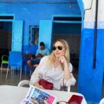 Déborah François Instagram - #chaouen la bleue, sans filtre mais avec @gayanee_pierre et Fanny À-M. 💙🇲🇦 Chaouen City - شاون سيتي