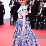 Déborah François Instagram – #festivaldecannes 2022 #MoutonNoir 

⚫️🐑✨ Festival de Cannes