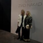 Déborah François Instagram – C’est encore mieux avec les copines 👯‍♀️ 

👏 @ziadnakad pour cette collection qui a brillé de 1000feux 💎✨👗

#pfw2024 Pavillon Vendôme – Place Vendôme – Paris
