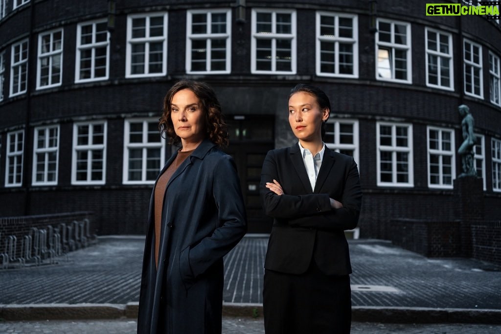 Désirée Nosbusch Instagram - Bald ist es soweit… CONTI - Meine zwei Gesichter Ab 8.04. in der ZDF Mediathek und am 15.04 um 20:15 im ZDF @malayatakeda @maximilianmundt @lanacooperpan @larypoppins @danielstraesser @gardeberlin @studio.hamburg.produktion @zdfmediathek Hamburg, Germany
