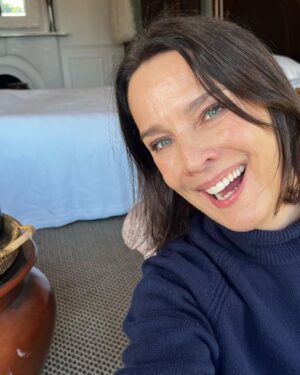 Désirée Nosbusch Instagram - #derirlandkrimi: week 6 in the can! And now off to the airport to join the amazing @judkaufmann_dop for color grading on our movie POISON. I am so unbelievably excited 💃💃💃 #Poison @dealproductions @phantagroup @studiohamburguk @filmfundlux @dealproductions