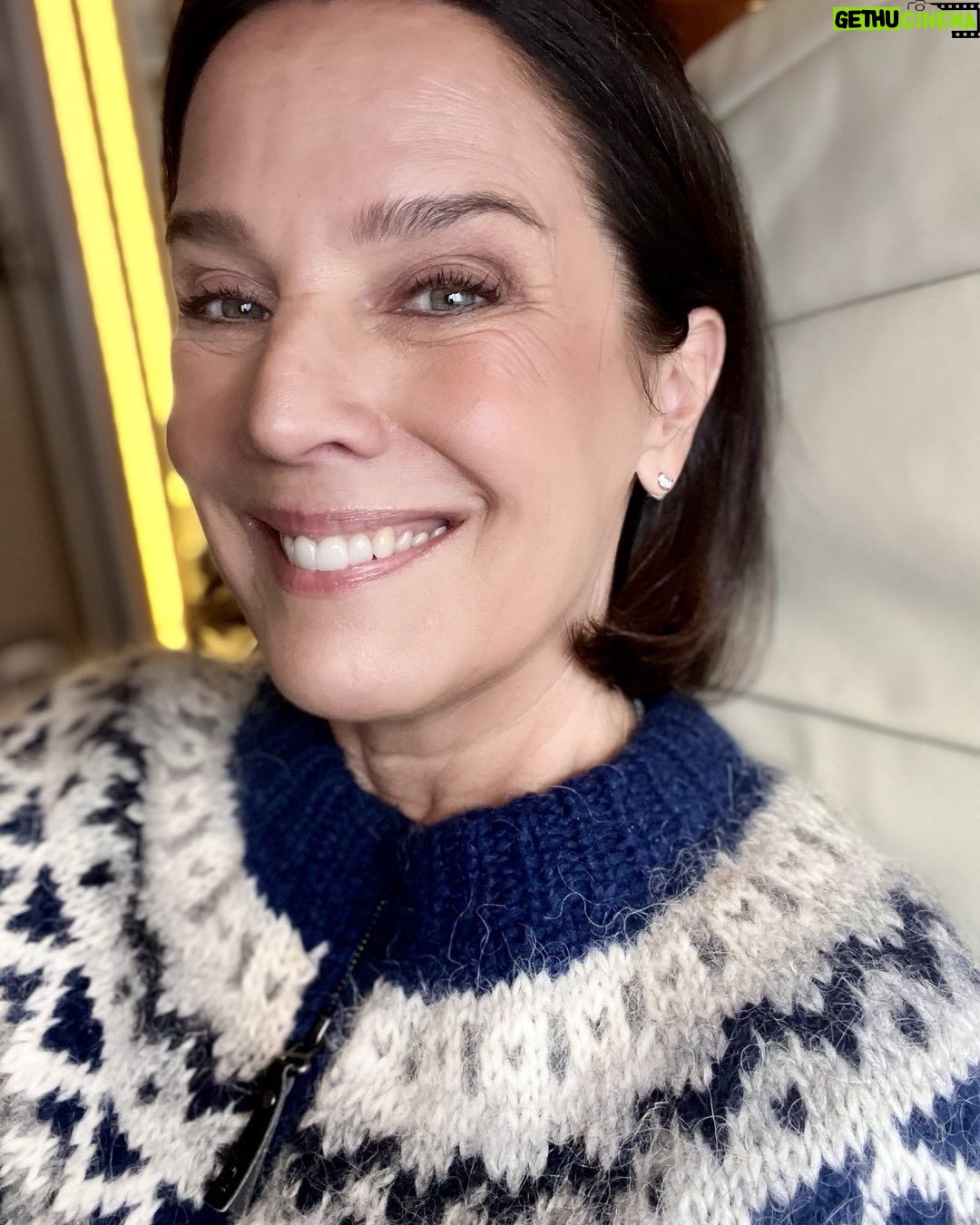 Désirée Nosbusch - 1.9K Likes - DER IRLAND KRIMI
Day 18/41
It’s getting cold over here …
#CathrinBlake @ard_degeto @goodfriendsfilm @tailoredfilmsie