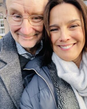 Désirée Nosbusch Instagram - Der wunderbare Rainer Bock ist am nächsten Donnerstag im IRLAND KRIMI mit dabei 🎉 Ich hoffe, Ihr auch wieder… @ard_degeto @goodfriendsfilm #RainerBock @alex_dierbach #PreisdesSchweigens #CathrinBlake