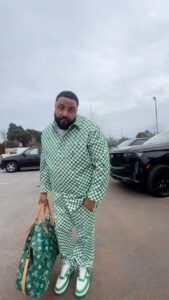 DJ Khaled Instagram - Play my theme song… but before you do that CALL ME GUMBY! BILLI’s BACK! Album in the works ! 2 drakes on the new album and 1 ready to go PON YOUR BOMBOCLAAAT !!!!!!
