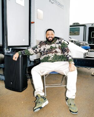 DJ Khaled Instagram - What a day , LOVE IS THE ONLY WAY 🤲🏽🌞🆙
Swipe for more love WE THE BEST @wethebest