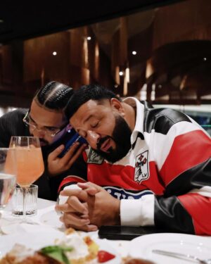 DJ Khaled Instagram - DINNER WAS GREAT , AND THE 2 NEW ANTHEMS! BEYOND GREAT! YOU ARE CAPTURING A MOMENT OF LISTENING TO GREATNESS! NEW KHALED ALBUM IN WORKS ,ITS SPECIAL! 
@wethebest ovo ting 🔥🔥🔥🔥🔥🔥🔥🔥🔥🔥
🦉🔑🆙