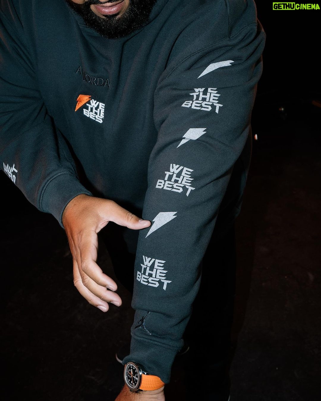 DJ Khaled Instagram - Hit the link in bio to sign up for Gatorade iD on Gatorade.com and be prepared for the Gatorade x DJ Khaled Capsule Collab dropping 2/8. @wethebest @gatorade NEW ALBUM IN THE WORKS !!!!!!