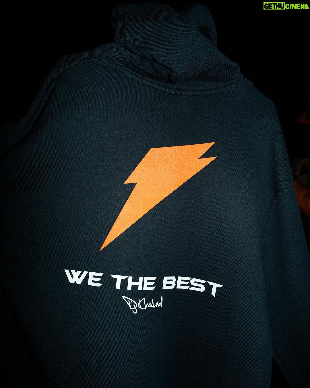 DJ Khaled Instagram - Hit the link in bio to sign up for Gatorade iD on Gatorade.com and be prepared for the Gatorade x DJ Khaled Capsule Collab dropping 2/8. @wethebest @gatorade NEW ALBUM IN THE WORKS !!!!!!