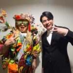 DJ Koo Instagram - 紅白歌合戦バックヤードショット！！ ハマいく 生田絵梨花さん、濱家さん 三山ひろしさんとリョクシャカの穴見さん 待ち時間でも一生懸命話し掛けてくれるwノブコブ吉村さん！！ 当日けん玉検定7級取得したタイムマシーン3号関さん、山本浩司さん 芸人さんチーム「KOOさん、まだ年明けてないですよ 」ナイスツッコミ 皆さんと良きご縁に超感謝 DO DANCE！！ #紅白歌合戦 #けん玉 #ハマいく #生田絵梨花 #濱家隆一 #三山ひろし #穴見真吾 #吉村崇 #タイムマシーン3号 #山本浩司 #関太 #DJKOO