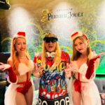 DJ Koo Instagram - 大阪 BAMBI スペシャルクリスマス！！ 皆さん楽しんでくれましたか！！ 今宵は奥さまと娘も現場にご招待 娘は父親のDJでクラブデビュー！！ 感想は「パリピ孔明見てるみたいだった」 お客さんに盛り上がって楽しんでもらう父親の仕事を間近で見てくれたのは嬉しい！！ 今年、僕のDJで一番踊ってくれたダンサーのRENAさん SERIKAさんX'MASも映え映えです そして！！DJ KOOを支えてくれる現場チーム！！ どうやってお客さんを迎え楽しんでもらうか ひとつひとつの現場をチームで考え挑んでいます！！ 健康第一で来年も更に盛り上げていきましょう THX A LOT #クリスマス #BAMBI #DJKOO