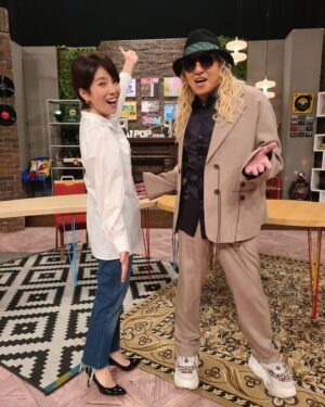 DJ Koo Instagram - 歌える J-POP 黄金のベストアルバム30M
絶賛収録中、歌はタイムマシーン！！

誰もか歌える懐かしの貴重映像と共にゲストをお迎えしてお届けする30M

廣瀬智美アナウンサーと！！

番組詳細はこちら
https://www.nhk.jp/p/utaerubest/ts/1YWKJ35G6P/

 #歌えるJPOP
 #JPOP
 #廣瀬智美
 #DJKOO