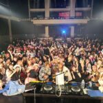 DJ Koo Instagram – DJ KOO Fes Volume On
お越し頂いた皆さんありがとうございます!!
アーティスト、アイドル、モノマネ、お笑い、ダンス
和太鼓、そして DJ!!ジャンルを超えて皆がハッピーでひとつになりました!!
出演者の皆さんの個性溢れるパフォーマンス!!
最高 DO DANCEです!!
実行委員会 #芹澤優 ちゃん!!
広報委員長 #モフモフモー ちゃん!!
スタッフ皆さん!!
一年越しのKOO Fes が実りました!!
第二回目、絶対やりたいです
#DJKOOfes
#DJKOO