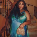 Da'Vine Joy Randolph Instagram - “ An Ode to a Dress”… 💚💙💚💙 @fenoel thank you for allowing me to wear one of your exclusive looks off the runway. A honor to be draped in your garments. I felt luxurious! Cannes, France