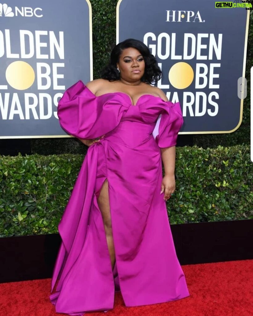 Da'Vine Joy Randolph Instagram - Better late than never....@goldenglobes you owe me NOTHING! From the bottom of my heart I'd like to thank every single one of you for the outpour of love and support. I'm overwhelmed and forever grateful 💋 #issawipe👉🏾 Beverly Hills, California