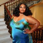 Da'Vine Joy Randolph Instagram - “ An Ode to a Dress”… 💚💙💚💙 @fenoel thank you for allowing me to wear one of your exclusive looks off the runway. A honor to be draped in your garments. I felt luxurious! Cannes, France