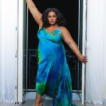 Da'Vine Joy Randolph Instagram - “ An Ode to a Dress”… 💚💙💚💙 @fenoel thank you for allowing me to wear one of your exclusive looks off the runway. A honor to be draped in your garments. I felt luxurious! Cannes, France