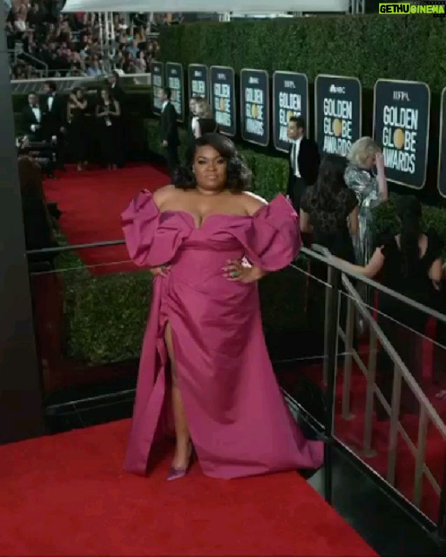 Da'Vine Joy Randolph Instagram - Better late than never....@goldenglobes you owe me NOTHING! From the bottom of my heart I'd like to thank every single one of you for the outpour of love and support. I'm overwhelmed and forever grateful 💋 #issawipe👉🏾 Beverly Hills, California