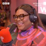Da'Vine Joy Randolph Instagram - ‘Women have this innate superpower that we are able to juggle so many things’ The Golden Globe-winning actor @davinejoy joined @emmabarnett in the Woman’s Hour studio on Thursday 💫 She won Best Supporting Actress in a Motion Picture at the awards for her portrayal of Mary Lamb in Alexander Payne’s new film The Holdovers. It’s about a teacher, pupil and head cook who end up spending Christmas together at a New England boarding school in the early 1970s. Mary is grieving the loss of her son, who has been killed in Vietnam. Da’Vine spoke to Emma about playing the mother and her respect for women like her. She also discussed properly cooking during the filming, and why she decided she had to do it while acting. You can listen to the full interview on @bbcsounds - it’s the Woman’s Hour episode from 18 January 🎧 Enjoying Woman’s Hour content? Why not subscribe to our podcast and follow us on Instagram 📱 . . . #davinejoy #womanshour #bbcwomanshour