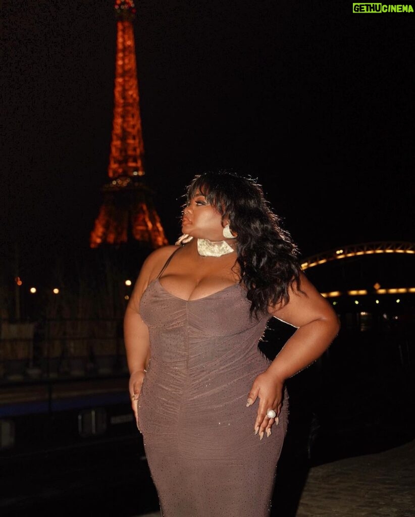 Da'Vine Joy Randolph Instagram - Paris… It does a body good! Paris, France
