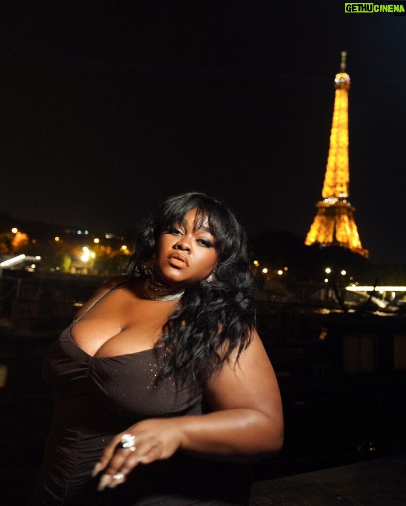 Da'Vine Joy Randolph Instagram - Paris… It does a body good! Paris, France