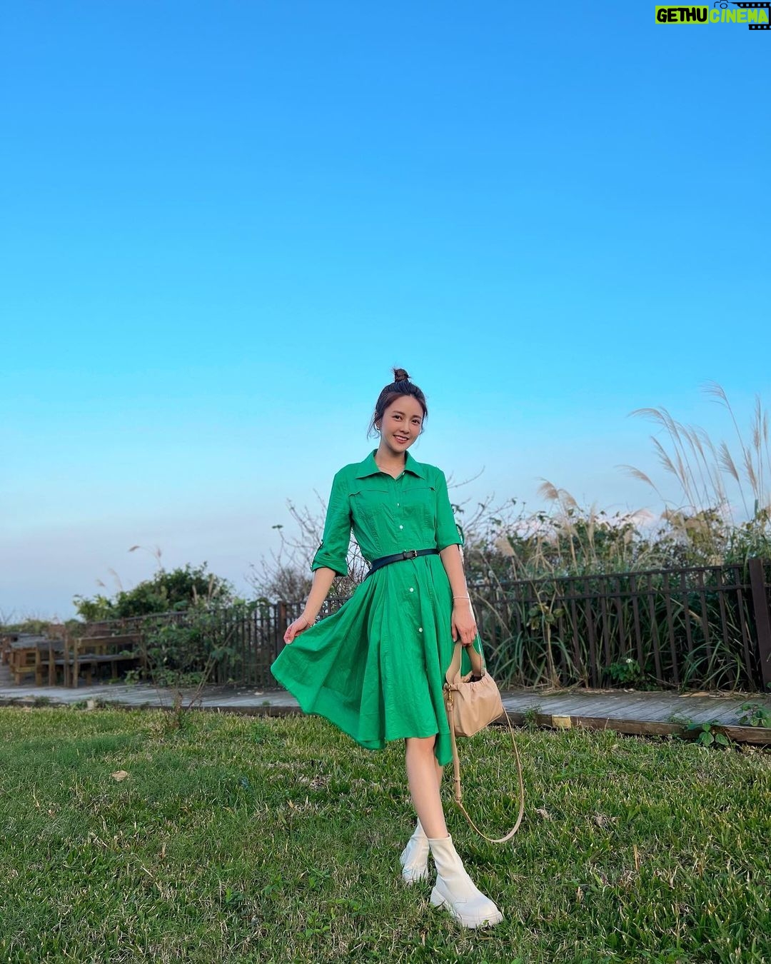 DaYuan Lin Instagram - 午安 那天💚 #花甲少年趣旅行 #今晚8點 #東森綜合32頻道 👗 #atelieryscm