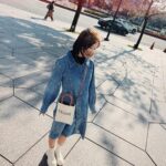 DaYuan Lin Instagram - 初二回娘(阿嬤)家 繼續…..耍廢(看劇本)🥹🖐🏻 倒數三天就要開工惹🔥 初二快樂♡ #sisjeans #celine #聽說這個年假放得特別長 #一點感覺也沒有 🙂👏🏻👏🏻👏🏻