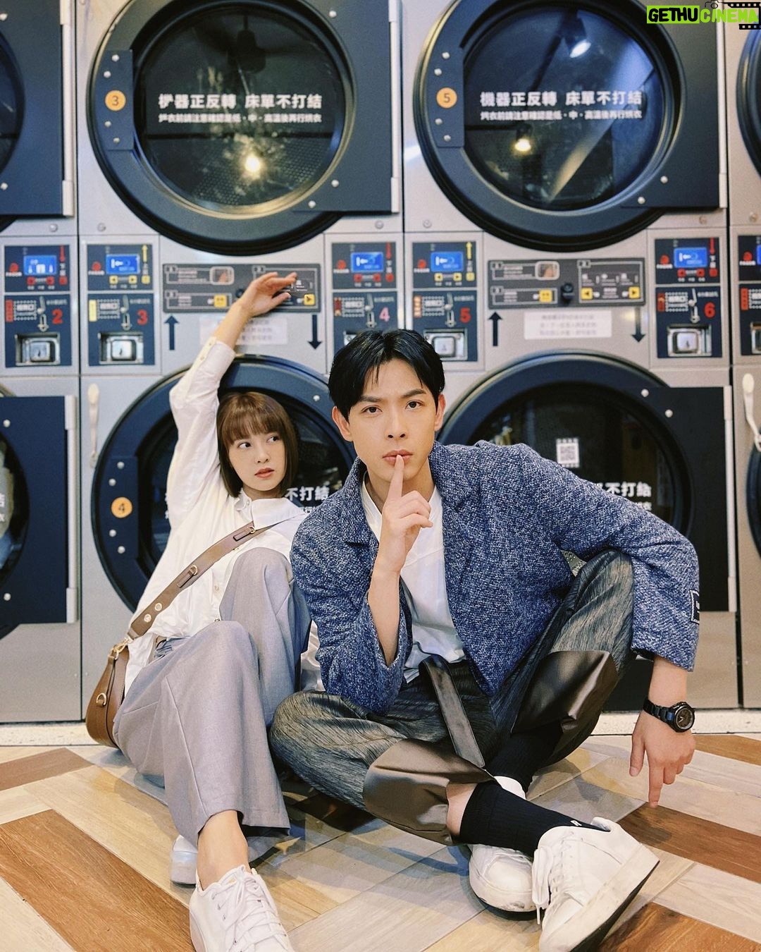 DaYuan Lin Instagram - 拍戲中忙裡偷閒的洗衣店時尚照😌 還行? 今晚8點繼續收看 #門當互懟愛上你 #吳沛沛 #李宇軒 #無理二人 #讓我們繼續看下去 🔥