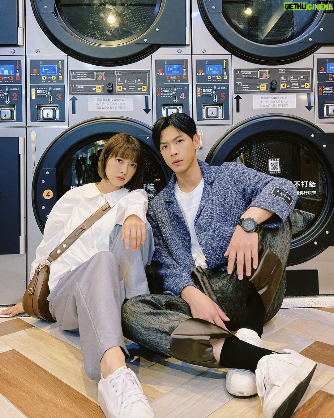 DaYuan Lin Instagram - 拍戲中忙裡偷閒的洗衣店時尚照😌 還行? 今晚8點繼續收看 #門當互懟愛上你 #吳沛沛 #李宇軒 #無理二人 #讓我們繼續看下去 🔥