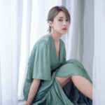 DaYuan Lin Instagram - 拖了那麼久才發🥲 因爲 #選擇困難症發作 這就是為什麼每一次拍照我都很想迅速結束的原因 因爲越拍越多然後就選不出來了🫣 尤其是和熟悉的攝影師 @kay820one 凱華一起 太多好喜歡的最後也只能忍心刪去🥹 Thank you💞 妝髮 @sharonlunlun 攝影 @kay820one 服裝 @majeparis #淡淡的哀傷