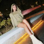 DaYuan Lin Instagram - 全身上下都是 “米果 米果”愛の聯名系列💖 陪我好過冬🦦 最近雖然有點與世隔絕的感覺 但身心依舊保持滿滿的正能量✨ 我會努力浮出水面的🧜‍♀️🤪 @meigo.c 🫶🏻
