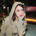 DaYuan Lin Instagram - 全身上下都是 “米果 米果”愛の聯名系列💖 陪我好過冬🦦 最近雖然有點與世隔絕的感覺 但身心依舊保持滿滿的正能量✨ 我會努力浮出水面的🧜‍♀️🤪 @meigo.c 🫶🏻
