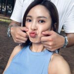 DaYuan Lin Instagram - 假低調，真放閃。 適合給有偶包的男/女友拍照用🤣 (哈哈哈哈哈哈哈 圖2：捏臉的力道可能要稍微控制一下Ok！