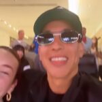 Daddy Yankee Instagram - Felicidades Venezuela por su triunfo en la Serie del Caribe 2024 ⚾️🇻🇪👏🏼 Este torneo fue una gran victoria para el “BASEBALL CARIBEÑO”. Ya estamos poniéndonos reaDY para la liga este año 2024 con los @santurcelbprc 🇵🇷 ———————— Y así como dice [1 Timoteo 4:8] “El entrenamiento físico es bueno” … “Entrenarse en la sumisión a Dios es mucho mejor, porque promete beneficios en esta vida y en la vida que viene”. ——————— Que tengan un lindo fin de semana familia! DTB ✝️