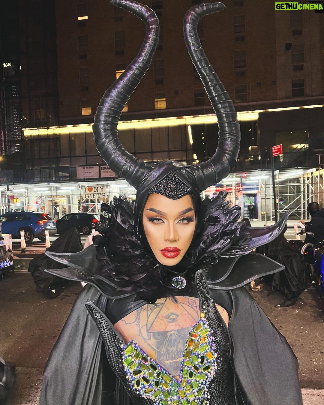 Dahlia Sin Instagram - Maleficent Storms NYC 🔥 New York, New York