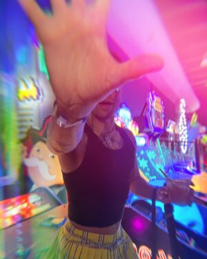 Dahlia Sin Instagram - 🎮🕹️👾 @wynwoodpride 📸✨