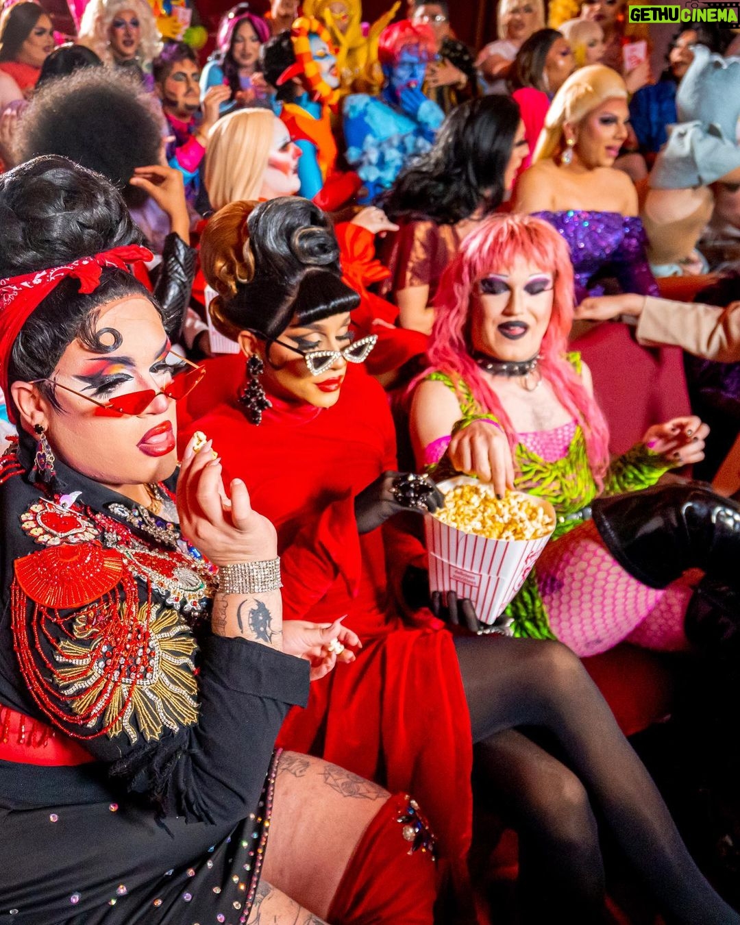 Dahlia Sin Instagram - We Love NYC Drag 🖤 @papermagazine A special Thank you to @askmrmickey @justintmoran @mattdwille and the entire PAPER Magazine team who made this all possible! Photographer/ Director: @noahfecksisawesome @bareps Creative Director/ Producer / Casting Director: @jimi_urquiaga @missleidyrodriguez Studio Manager: @justinbelmondo Production Designer: @elunken Location: @theroxyhotelnyc @roxycinemanyc Special thanks to @hannahunfair @luigi_menduni New York, New York