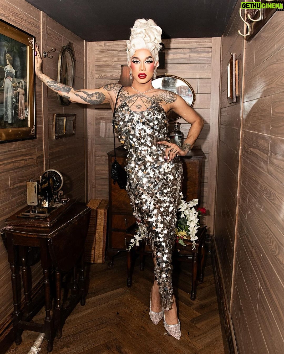 Dahlia Sin Instagram - 2 0 2 4 🪩 Photos @pictureplastic