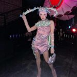 Dahlia Sin Instagram - @crystalmethyd I want a rematch! 😡 I also don’t know how you got into my closet and stole my gorgeous lil Elim gown but I want her back! Also not u trying to pose like me 😂😂😂 I love u sissy 💚 #whoworeitbetter #rudemption #rigged