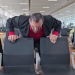 Dalip Singh Instagram - The great khali push ups at the airport….. all passengers watching