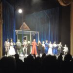 Daniel Hendler Instagram - En plena ruta de teatro, hoy conocimos el Berliner Ensemble (fundado por B. Brecht) y recordamos con Fernando Amaral el plano que habíamos hecho en “Norberto apenas tarde” hace 10 años, en el teatro La gaviota de Montevideo. @micaelasolemalcuori @cordonfilms