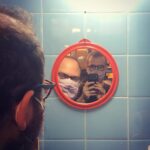Daniel Hendler Instagram - El querido @alansabbagh, además de idóneo en asuntos actorales, me estuvo asesorando en iluminación para el hogar. ¡No duden en consultarle cualquier cosa que se les ocurra!