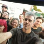 Daniel Hendler Instagram - Difícil retratar con fotos un rodaje tan intenso y emocionante. Equipo y elenco inolvidables en esta serie Los mufas del gran @gabomedina75 Gracias a todxs @diecremonesi @pilargamboaa @pepeariasactor @flor.orce @bazillogonzalo @merambrogi @luciobonelli @lodemarta @emilianokaczka @biancaoliveti @barbararexmakeup @loresuperville.makeup @nahuelalandc @feferobledopeinador @juliandabien @carlastelladf @jan.zolo @ameriraquel @julietakoop @lanati_h @tomasobalas ♥️🤟🏾