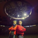 Daniel Hendler Instagram - Hoy empieza la última semana de funciones de Las manos sucias. Un lujo haber formado parte de esta experiencia junto a tan talentoso y amoroso equipo. Muy agradecido con todxs, incluso con Sartre por regalarnos esa lucidez 🤍 @guidobot @ramirodelgado__ @zubiri.maria @nelsonorueda @ariel_perezdemaria @jpgalimberti @ftorrente Guille Aragonés @jenniferaguirrewoy @micaelasleigh @evahalac Rosana, Lucas y toda la hermosa gente del @elsanmartinctba