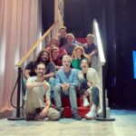 Daniel Hendler Instagram - Hoy empieza la última semana de funciones de Las manos sucias. Un lujo haber formado parte de esta experiencia junto a tan talentoso y amoroso equipo. Muy agradecido con todxs, incluso con Sartre por regalarnos esa lucidez 🤍 @guidobot @ramirodelgado__ @zubiri.maria @nelsonorueda @ariel_perezdemaria @jpgalimberti @ftorrente Guille Aragonés @jenniferaguirrewoy @micaelasleigh @evahalac Rosana, Lucas y toda la hermosa gente del @elsanmartinctba