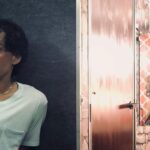 Daniel Hendler Instagram - Terminando rodaje de “Las fiestas”, película dirigida por @rogersignacio que propició inmejorable clima de trabajo, además del meteorológico que también acompañó. Afecto y expectativas por esta peli con tremendo equipo y elenco (@ceciroth @lolafonca @echidiaz, flia soñada). Producen @wankacine y @ajimolidofilms ✊🏾